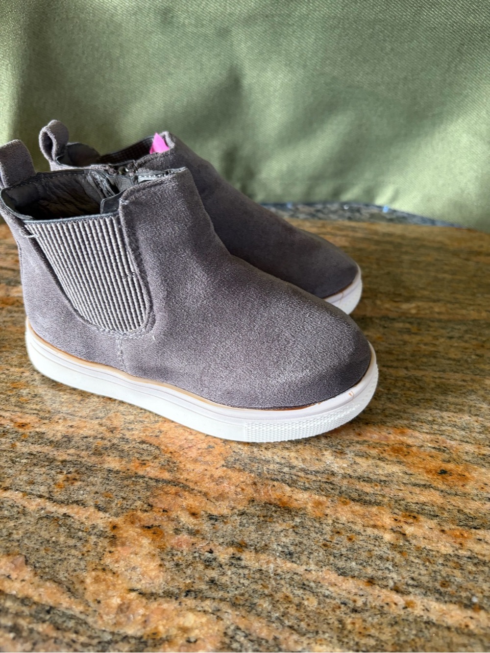 First steps Kids Chelsea Sneaker Boot - Gray
Size 8 - Picture 8 of 16